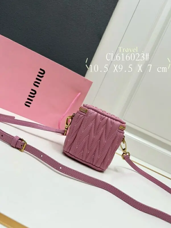 miu miu aaa qualite mini sac a main pour femme s_12105b51